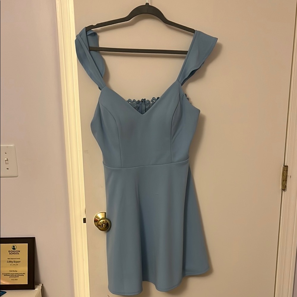 Elegant Blue Sleeveless Dress